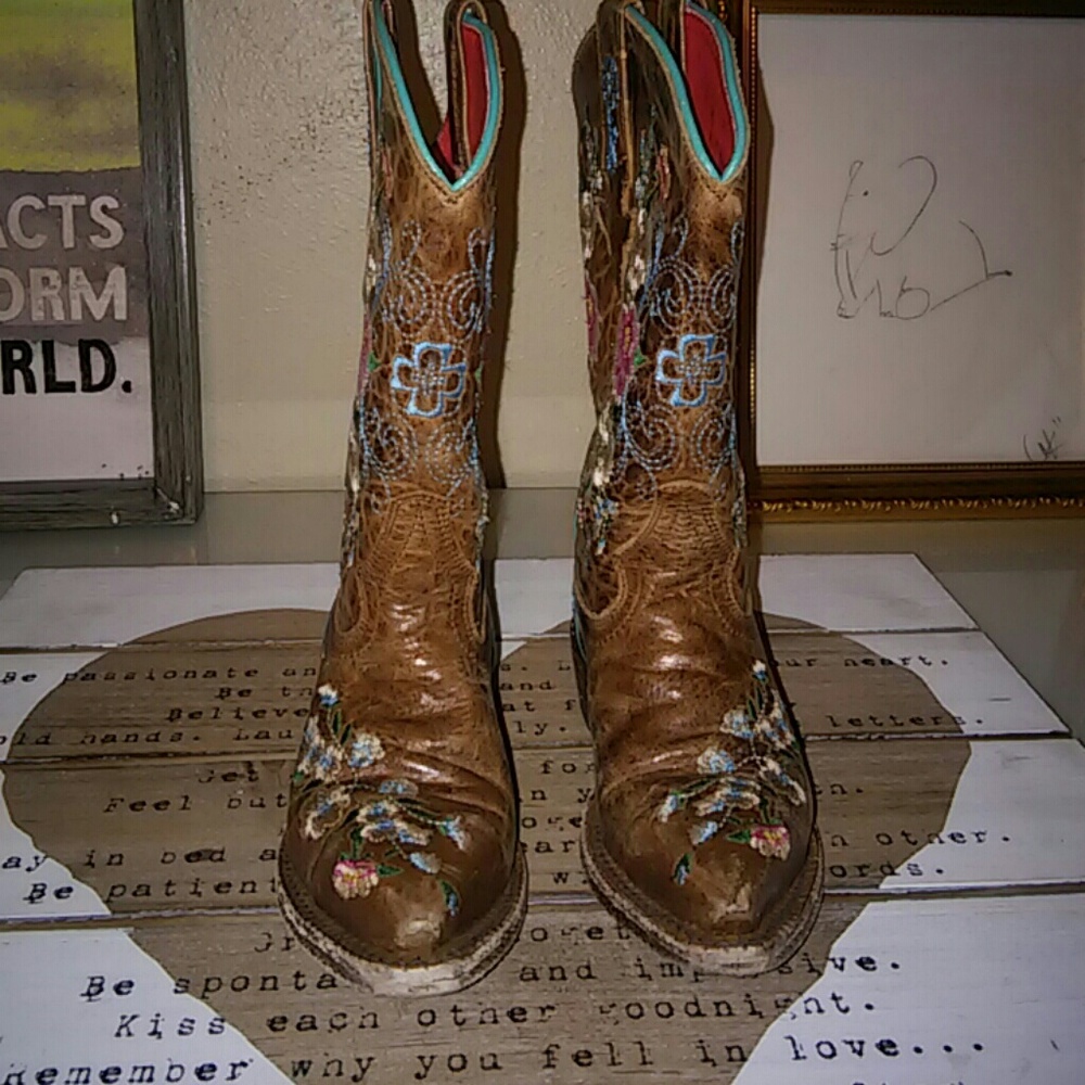 Macie bean boots little girls